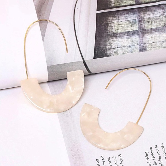 Acrylic Earrings Statement Tortoise Hoop Earrings in White - Picture 8 of 12